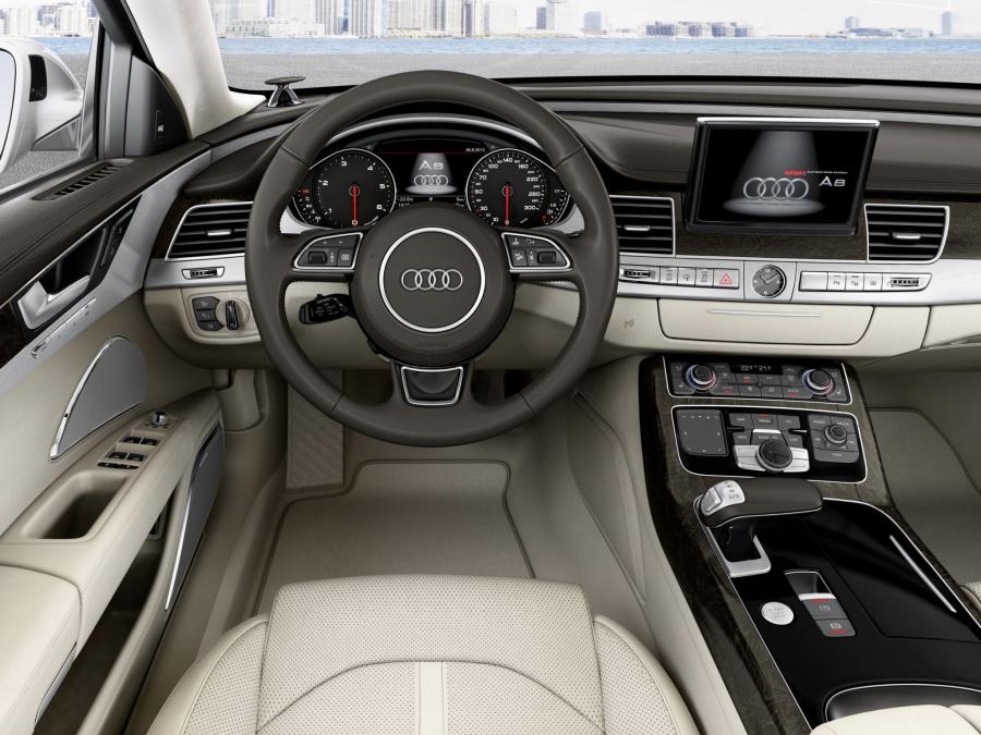 Торпедо Audi A8 TDI Quattro (D4) 2013 года  (WW) (фото 13 из 13)